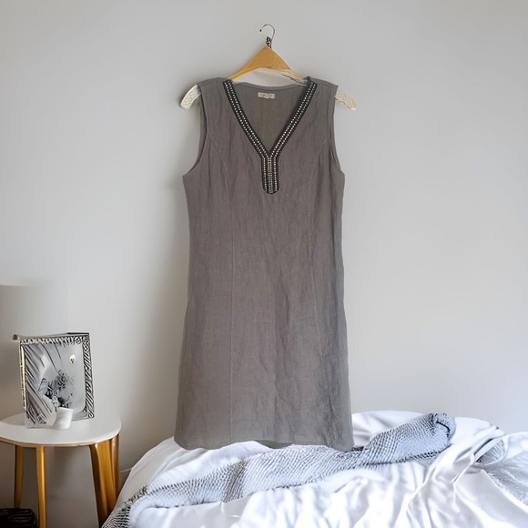 Lina Tomei Italy 100% Linen Dress Embellished Neck Gray Size Small - Picture 2 of 14